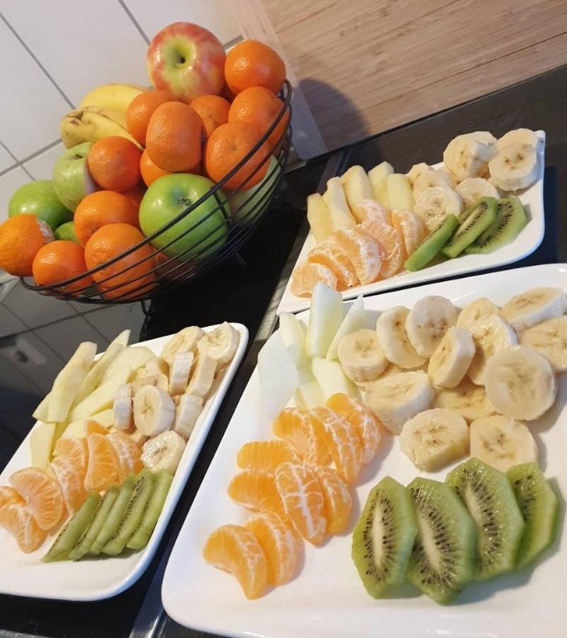 Bar-Restaurant-Hotel-Familja Klos Eksteriør bilde